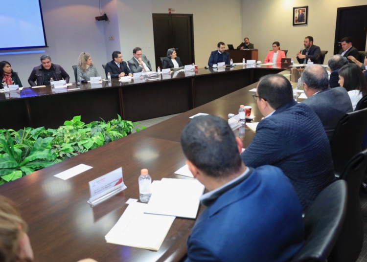 Ordena Tello a su gabinete gestionar más recursos ante la Federación