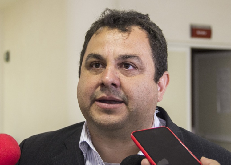 Pide Guzmán Fernández a la Federación auditar a la UAZ