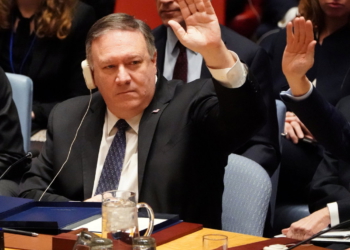 Naciones deben elegir un bando en torno a Venezuela: Pompeo