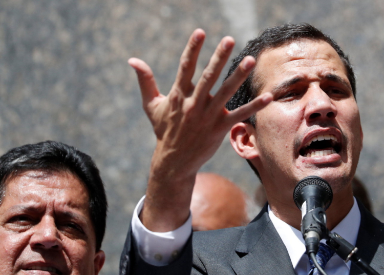 Guaidó llama a nuevas protestas contra gobierno de Maduro