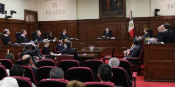 Reducirán finalmente 25% percepciones de ministros de la SCJN