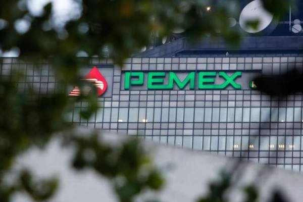 Fitch considera insuficiente el apoyo anunciado por Gobierno Federal a Pemex