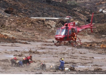Aumentan a 165 los muertos tras derrumbe en Brasil