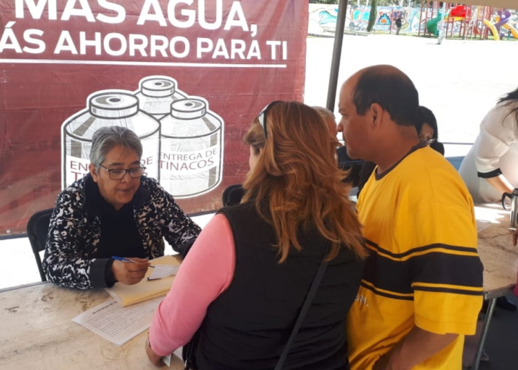 Brinda Ulises Mejía apoyo a capitalinos para almacenar vital líquido