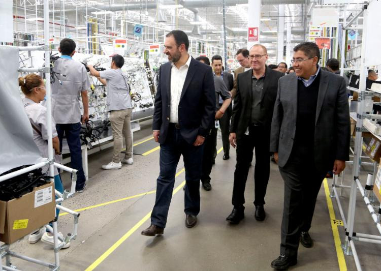 Promete Tello retomar obra de la presidencia municipal de Fresnillo