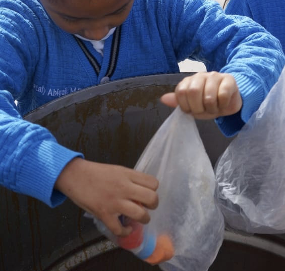 Promueven el reciclaje para apoyar a niños con cáncer