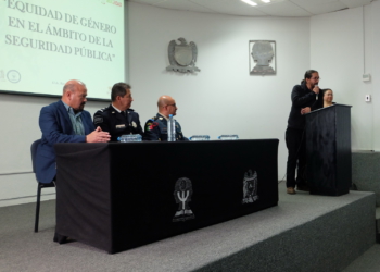 Charlan sobre equidad de género en la seguridad pública