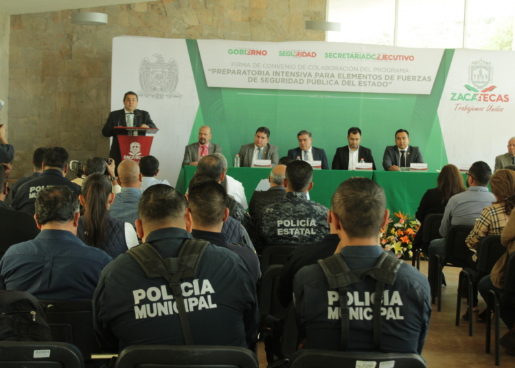 Anhelan 240 policías de Zacatecas obtener un bachillerato el próximo año