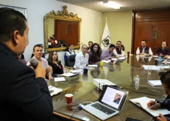 Se capacitan funcionarios capitalinos en pro de la ciudadanía