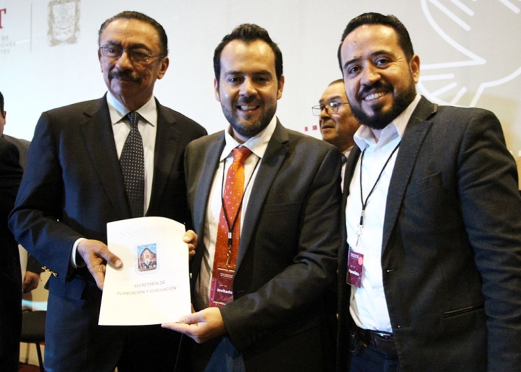 Colabora ayuntamiento capitalino en elaboración del Plan Nacional de Desarrollo