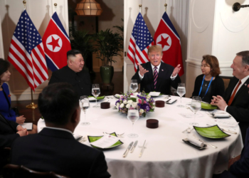 Analiza Corea del Norte suspender pláticas sobre desnuclearización