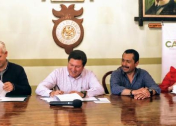 Para cumplir a productores, firman convenio por 8.6 MDM