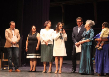 Presentan Todas las mujeres en todos los espacios