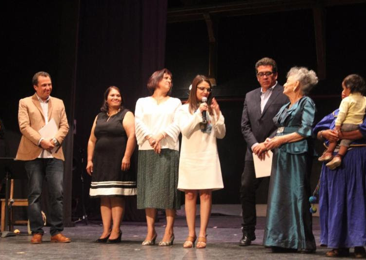 Presentan Todas las mujeres en todos los espacios