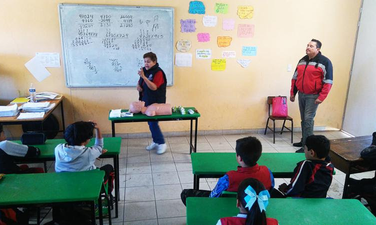 Capacitan a niños sobre protección civil