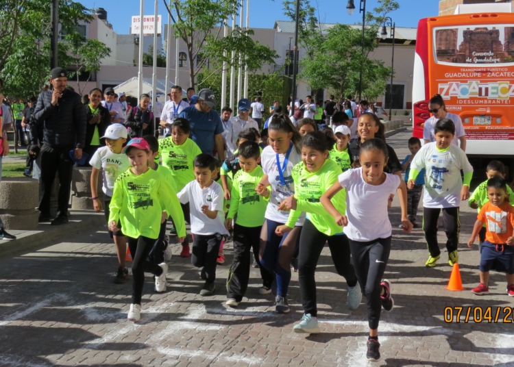 Realizan carrera con causa por el autismo en Zacatecas
