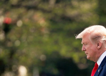 Desestima Trump testimonios sobre interferencia rusa en elecciones