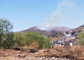 Se está quemando el cerro Del Grillo