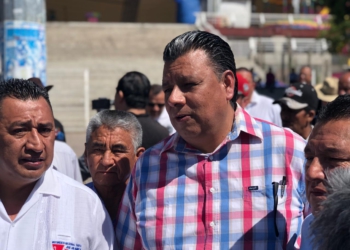 Insisten taxistas: “¡Fuera aplicaciones!”