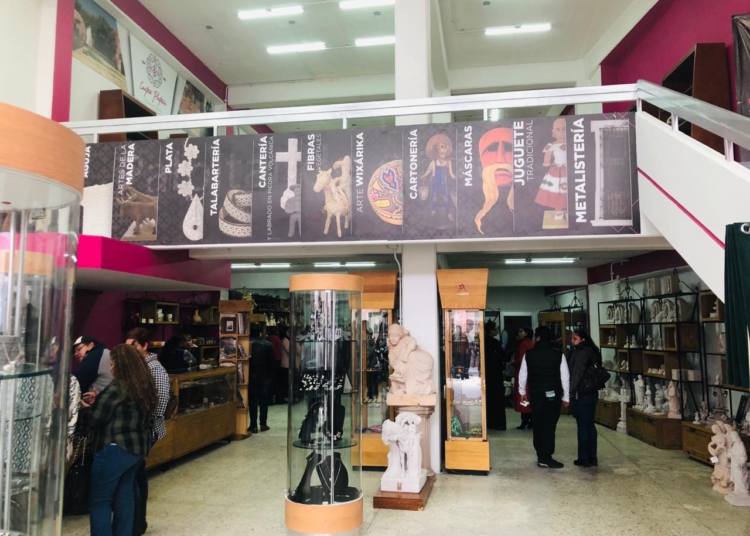 Inauguran Casa de las Artesanías