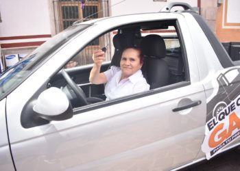 Premian en Jerez a contribuyentes cumplidos