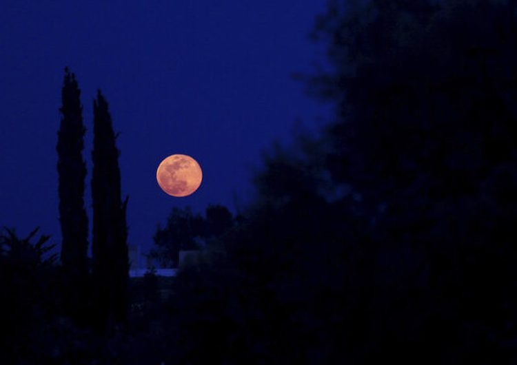 No te pierdas la “luna rosa”