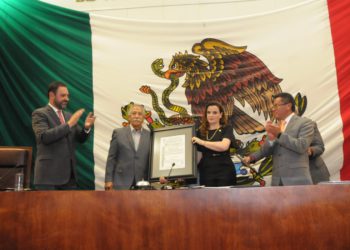 Declaran hijo predilecto del estado a Ismael Guardado