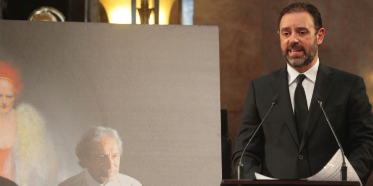 Rinden homenaje a Rafael Coronel en Bellas Artes