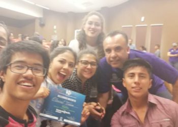 Ganan estudiantes de la UAZ el Innovahack Salud 2019