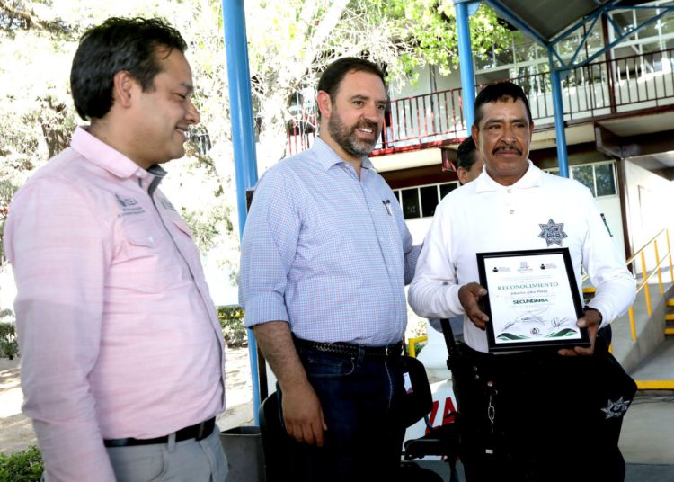 Superan mil 500 adultos zacatecanos el rezago educativo