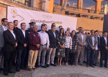 Firman el convenio #PorUnBuenCamino