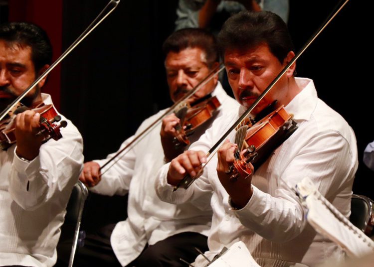 Celebra Orquesta Típica del Municipio de Zacatecas su aniversario 28