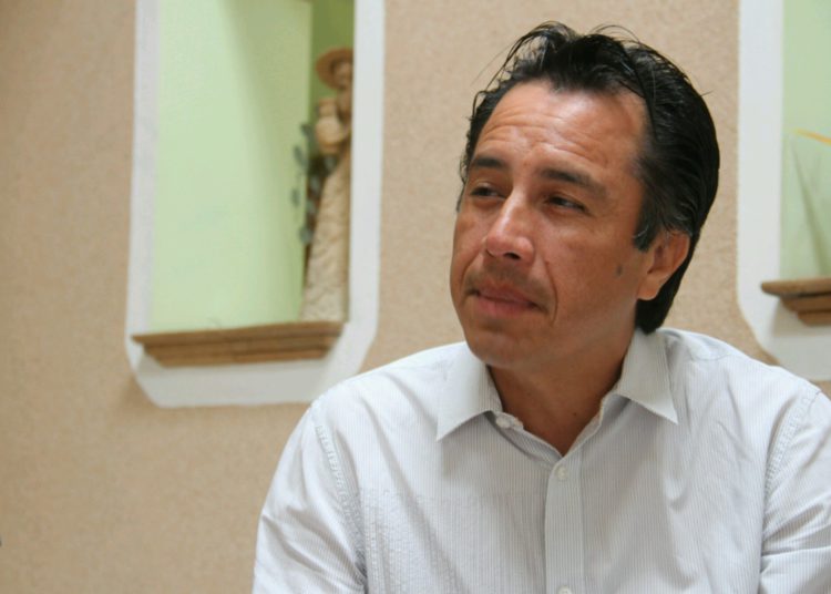 La “4T” no llegó a salario de Cuitláhuac; gana más que Yunes