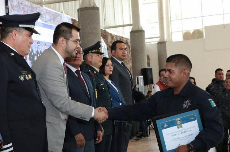 Conmemoran XVII aniversario de la Policía Estatal