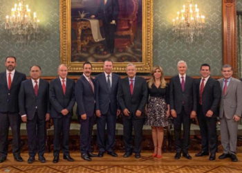 Ofrece AMLO respaldo económico para proyectos a mandatarios priistas