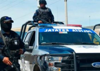 Mueren cuatro tras enfrentamiento armado con policías