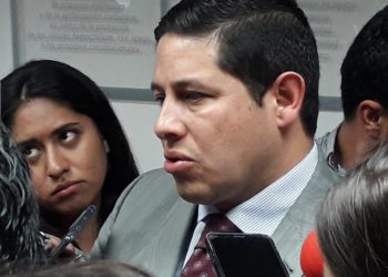 Ya se está reestructurando la nómina gubernamental: Miranda