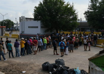 Deporta EEUU a 100 migrantes diarios a Tamaulipas