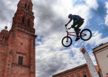 Fomentan con deportes urbanos la convivencia familiar