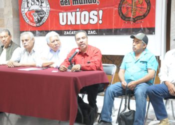 Mineros denuncian hostigamiento y piden a Tello que se ponga a trabajar