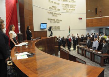 Exigen diputados pronunciamiento de María de la Luz Domínguez sobre matrimonios igualitarios