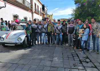 Participan cientos en la caravana Bonjour 2019 en Jerez