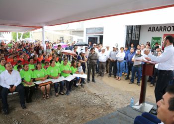 Convocan a zacatecanas conformar grupos para trabajar por las comunidades