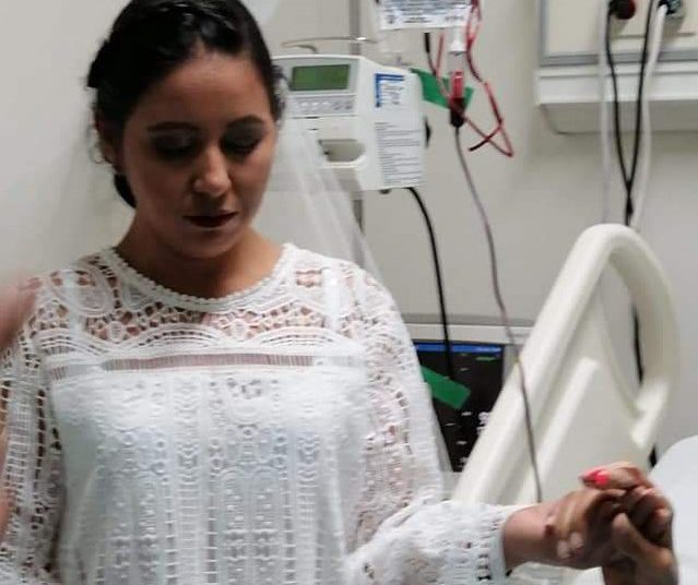 Alcanzan a darse ‘el sí’ antes de que él muriera