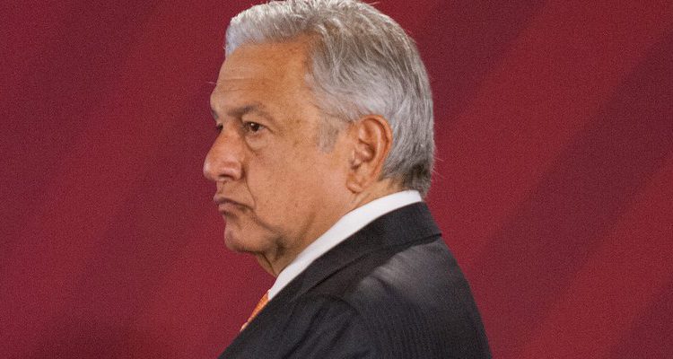 En julio, 53.7% de encuestados desaprueba el desempeño de AMLO