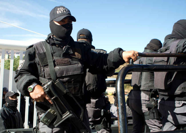 Liberan a secuestrado y detienen a dos jovencitos