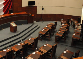 Aún con amenaza de sanciones, sigue ausentismo de diputados