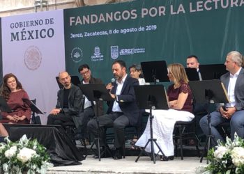 Inician Tello y Gutiérrez Müller programa nacional “Fandangos por la Lectura” en Jerez