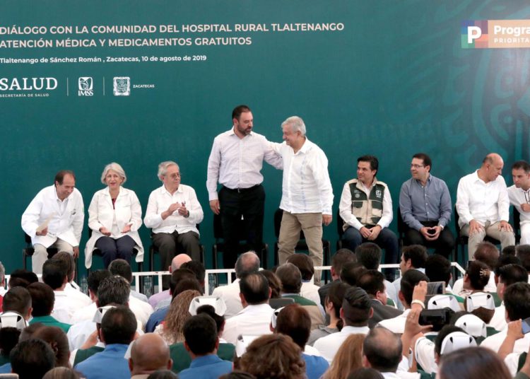 Salud y seguridad, temas prioritarios para AMLO; anuncia base de la Guardia Nacional
