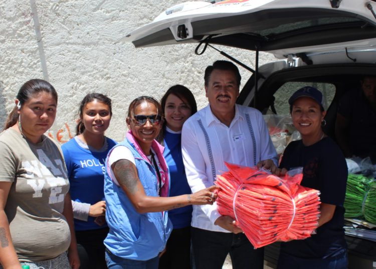 Entrega Femat equipos deportivos en Concepción del Oro